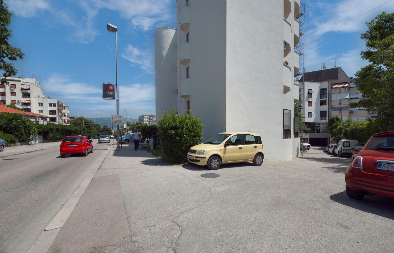 Apartment Kristina, Comfortable And Close To The Center Split Exterior foto